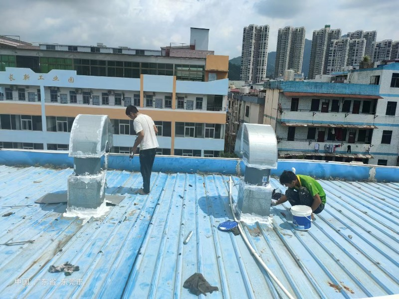 沈丘钢结构屋面涂料维修方法